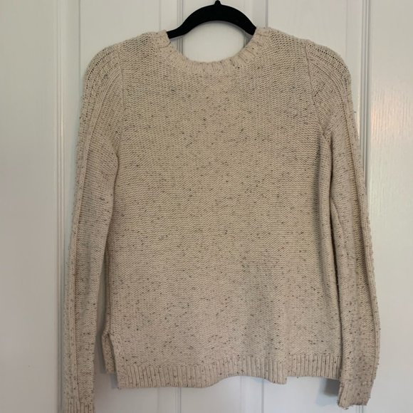 Hollister Cream Sweater Size XS - Picture 2 of 2